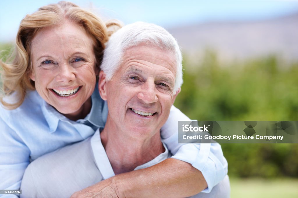 Hanno ancora un Amorevole e divertente rapporto - Foto stock royalty-free di 60-69 anni