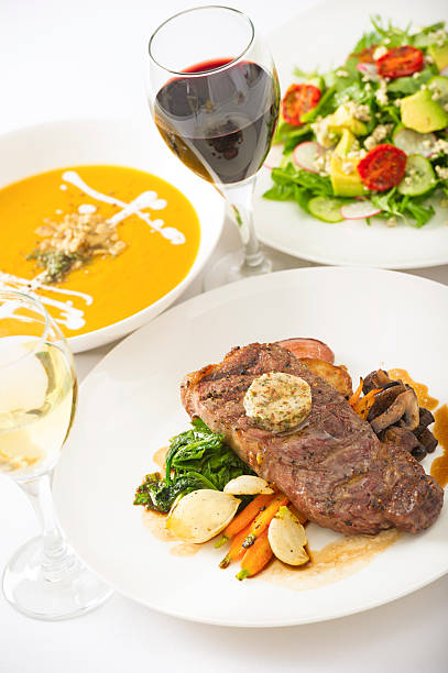 istock Steak Soup and Salad 171313994