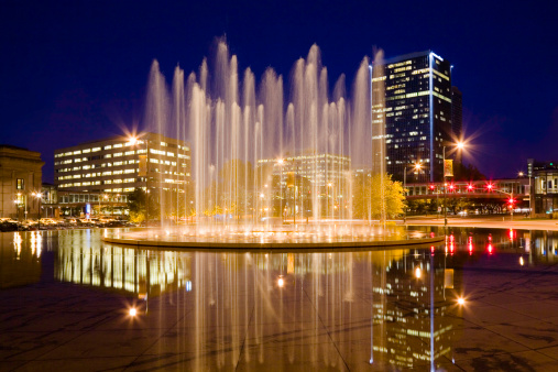 evening at the Henry Wollman Bloch Memorial Fountain and Washington Square Park in the Crown Center/Union Station area, Kansas City, Missouri