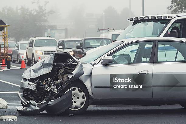 Scena Dellincidente - Fotografie stock e altre immagini di Incidente automobilistico - Incidente automobilistico, Lesionato, Airbag