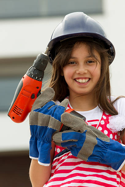 istock Young girl, plays construction worker 171318795