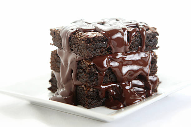 Chocolate And Nut Brownie Cake