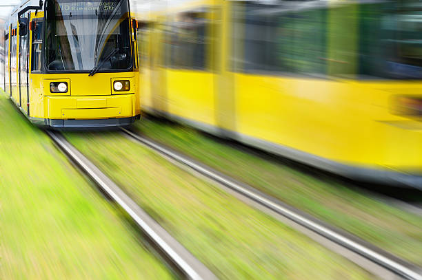 tramwaj, na trawie - blurred motion street car green zdjęcia i obrazy z banku zdjęć