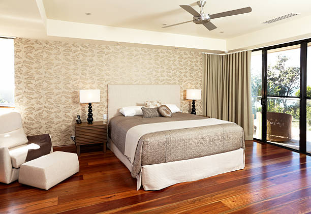豪華なマスターベッドルーム - bedroom authority bed contemporary ストックフォトと画像