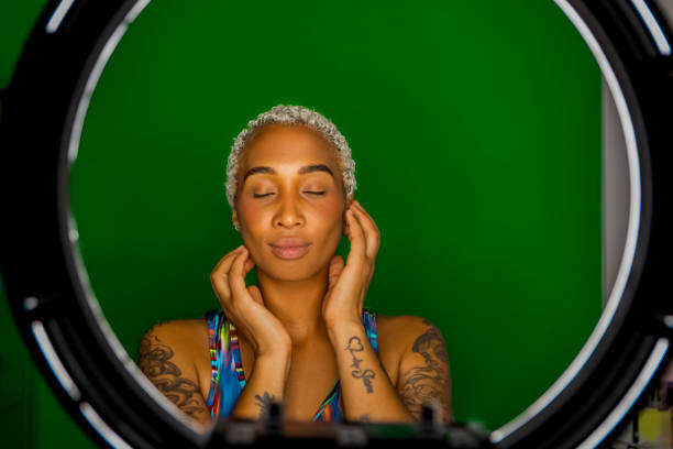 istock Diverse adult sister doing make-up classes at home 1713218258
