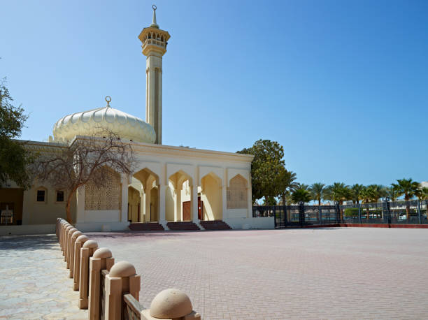 istock Dubai mosque in old town 171322659