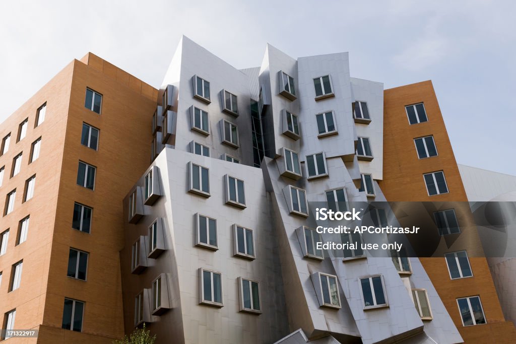 Stata Center building in Massachusetts Institute of Technology - Foto stock royalty-free di Esterno di un edificio