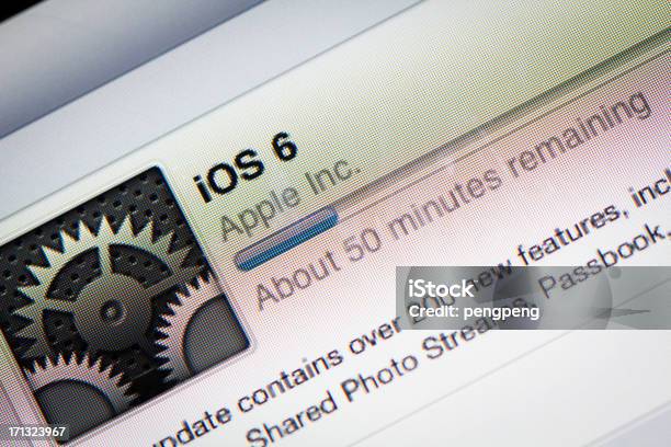 Foto de Upgrade Ios 6 e mais fotos de stock de Ios - Grécia - Ios - Grécia, Iphone, Smart Phone