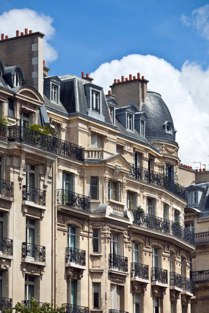 istock Paris, residential apartments 171325564