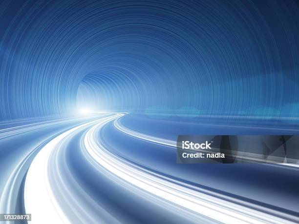 Abstract Velocidad De Movimiento En La Autopista Túnel Foto de stock y más banco de imágenes de Vía