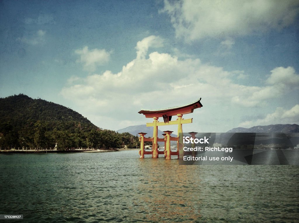 Miyajima Santuário de Itsukushima - Foto de stock de Arcaico royalty-free