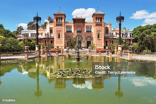 Pabellón Mudéjar Parque De María Luísa Sevilha Espanha - Fotografias de stock e mais imagens de Al-Andalus