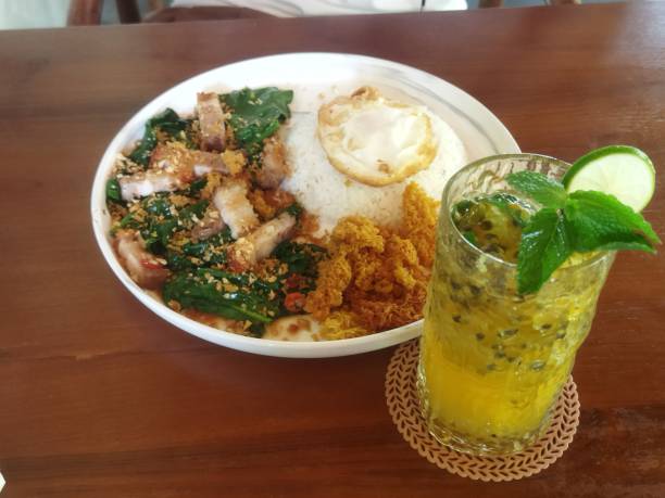 istock Garlic and pepper fried pork belly and egg 1713293668