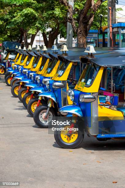 벤톤빌 Tuktuks 0명에 대한 스톡 사진 및 기타 이미지 - 0명, 동남아시아, 밝은 색상