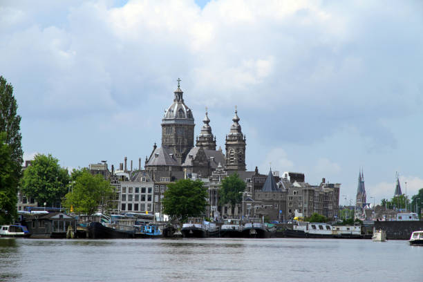istock City Centre from the Sea 171336525