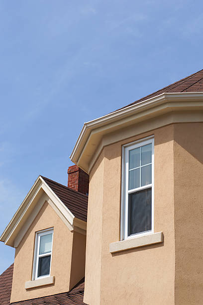istock Stucco house detail 171337112