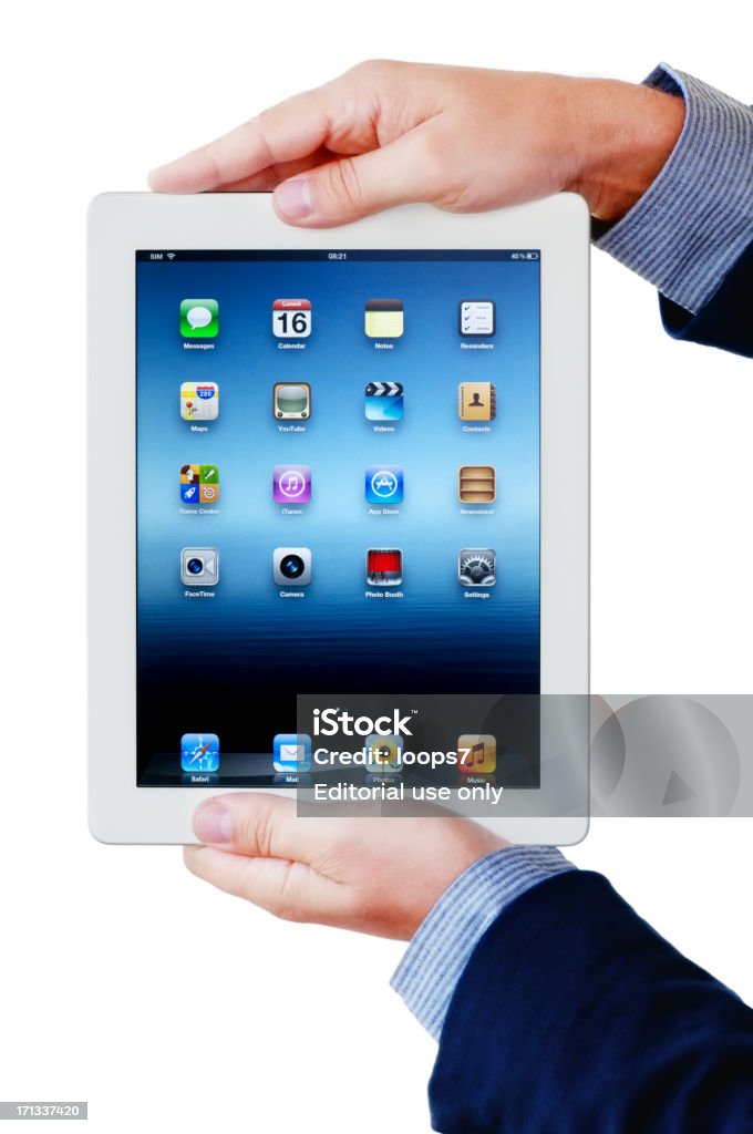 Apple iPad в руках Обтравка на экране - Стоковые фото GAFAM роялти-фри