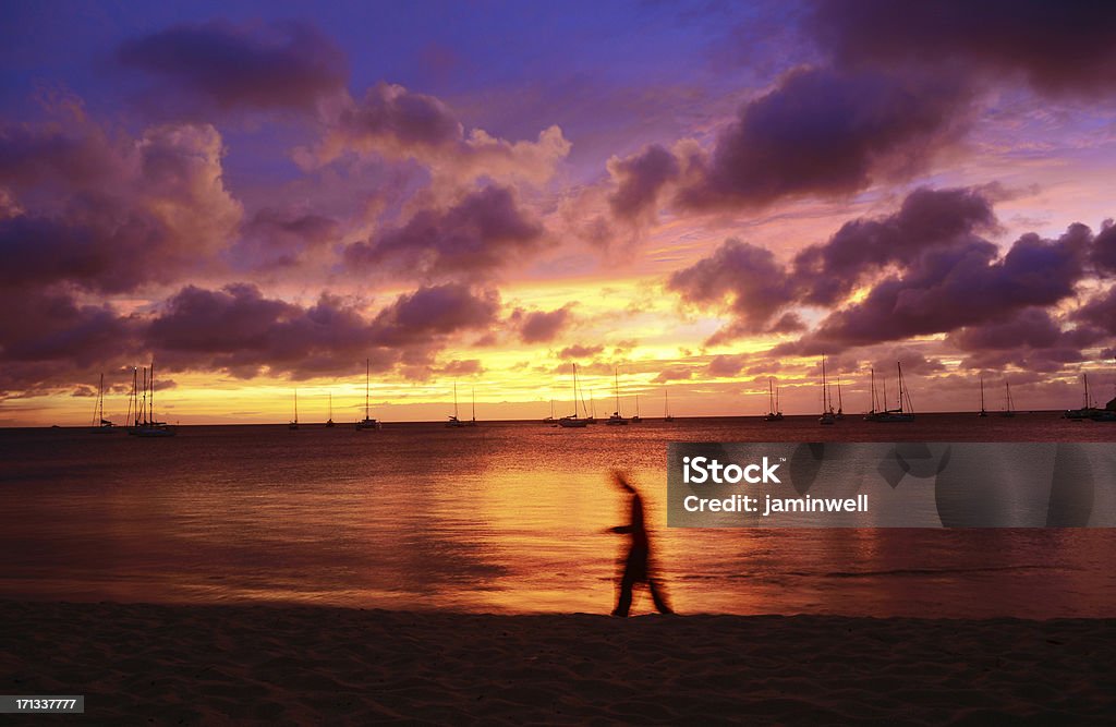 息を呑むようなビーチの夕日 - バルバドスのロイヤリティフリーストックフォト