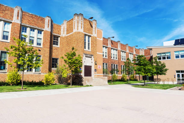 istock Mount Greenwood Elementary School, Chicago 171341669