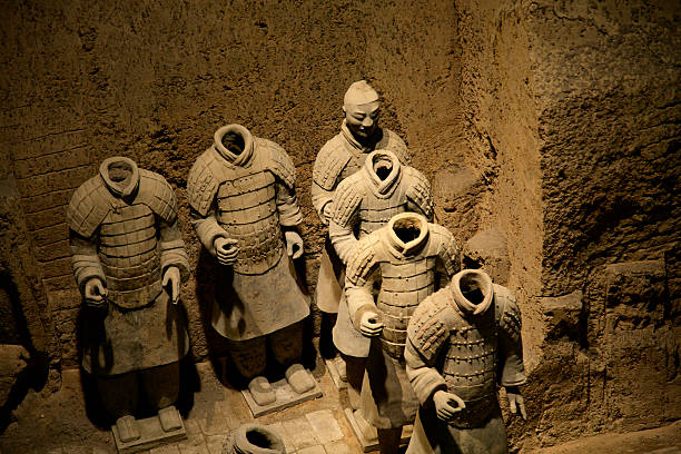 figuras de terracota - terracotta power famous place chinese culture fotografías e imágenes de stock