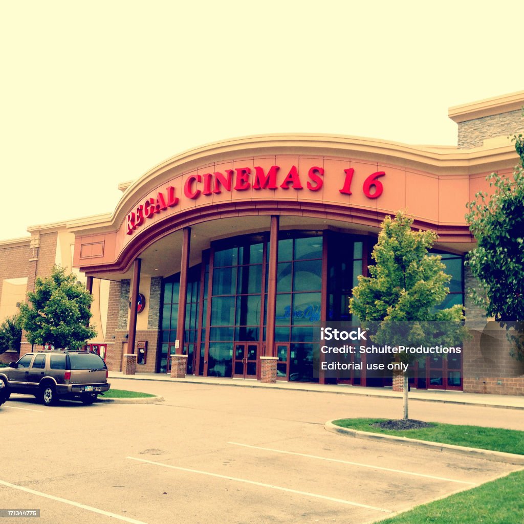 Regal Cinemas 16 Movie Theater Stock Photo - Download Image Now - Regal
