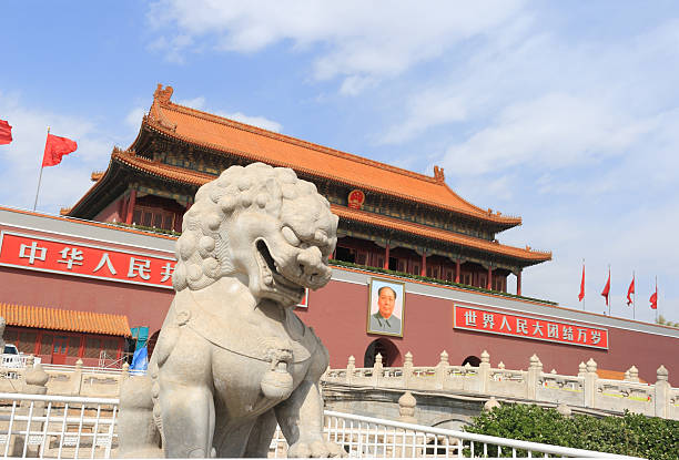 istock Lion Statue in tiananmen 171346457