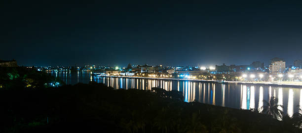 istock Havana Bay at night 171349532