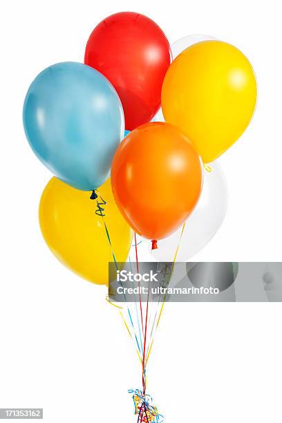 Grupo De Balões Coloridos - Fotografias de stock e mais imagens de Balão - Enfeite - Balão - Enfeite, Figura para recortar, Fundo Branco