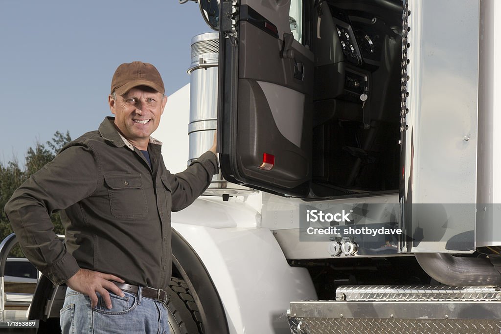 トラックドライバー - トラック運転手のロイヤリティフリーストックフォト