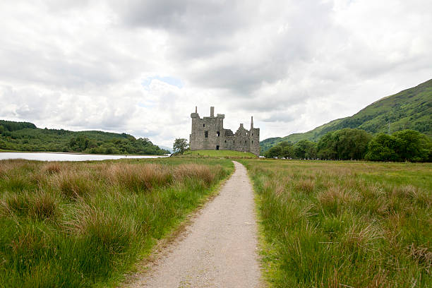 istock Kilchurn Castle, Scotland 171353956