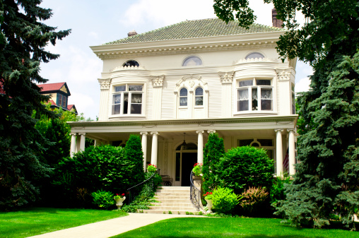 Exterior view of modern luxury house with swimming pool.