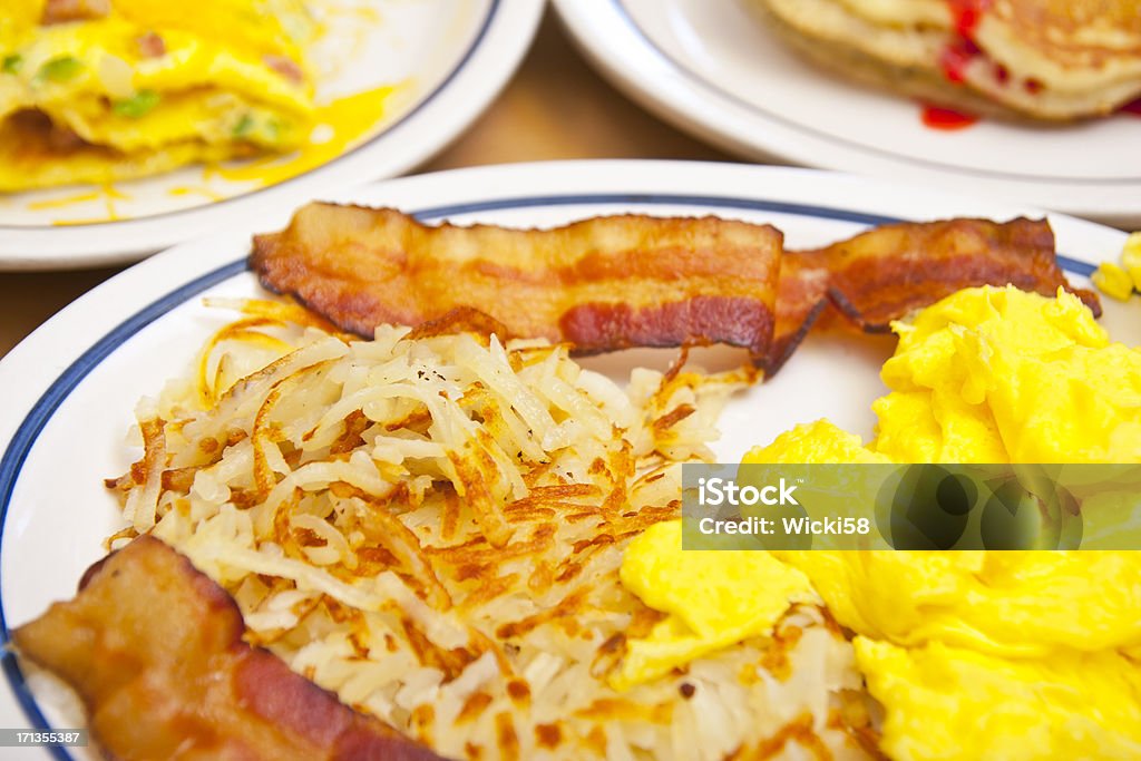 Generoso desayuno - Foto de stock de Patata picada y frita libre de derechos