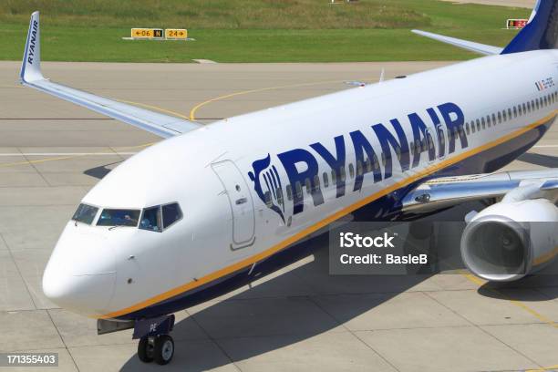 Ryanair Boeing 737800 Stockfoto und mehr Bilder von Ryanair - Ryanair, Abheben - Aktivität, Boeing