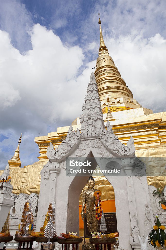 Wat Phra That Chae Haeng, Nan. - Foto stock royalty-free di Antico - Condizione