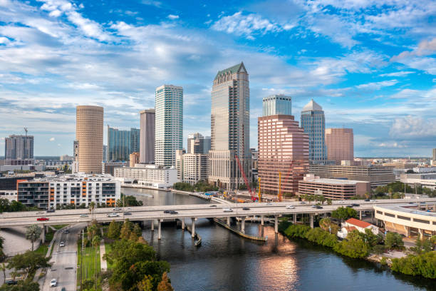 istock Tampa, Florida Evening Aerial 1713585256