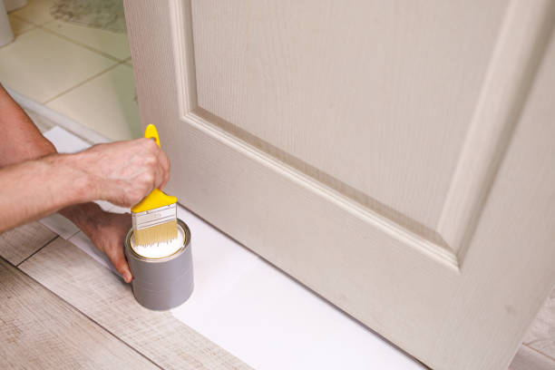 istock Repair staining the doors with paint 1713598756