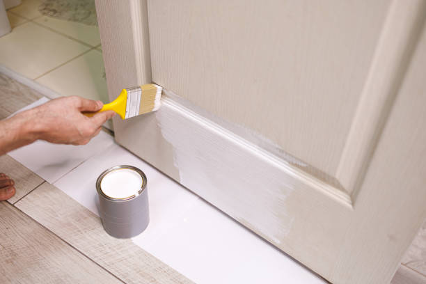 istock Repair staining the doors with paint 1713599291