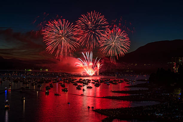 feux d'artifice - firework display celebration party fourth of july photos et images de collection