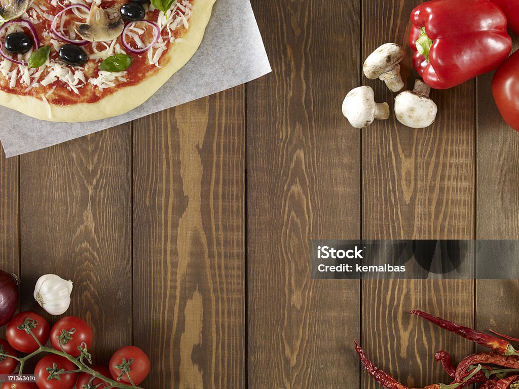 Pizza e ingredienti - Foto stock royalty-free di Aglio - Alliacee