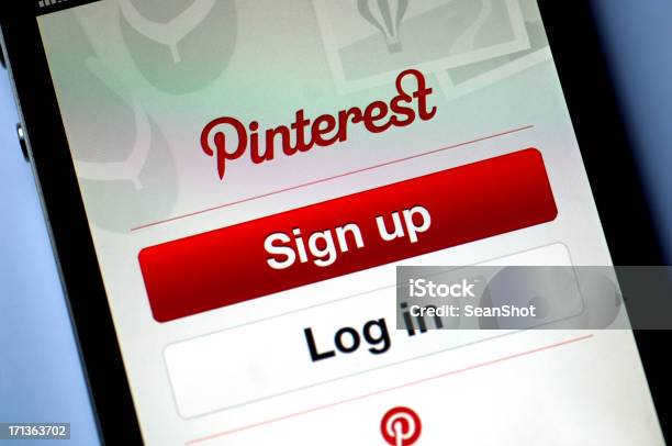 Foto de Pinterest Aplicação Página De Login e mais fotos de stock de Pinterest - Pinterest, Página da Web, Aplicação móvel