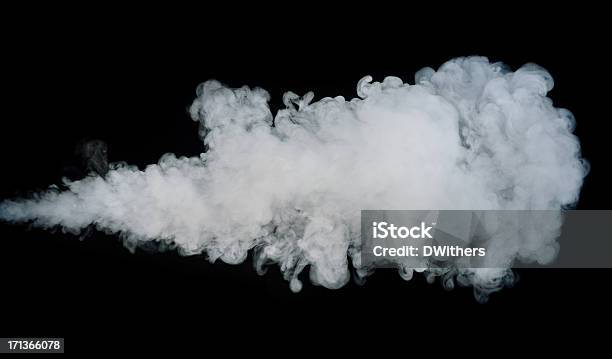 Jet Von Rauch Isoliert Auf Schwarz Stockfoto und mehr Bilder von Rauch - Rauch, Dampf, Schwarzer Hintergrund