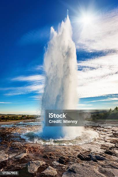 Islanda Geyser Strokkur - Fotografie stock e altre immagini di Islanda - Islanda, Geyser, Paesaggio