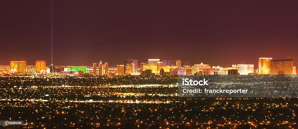 De los edificios de la ciudad de Las Vegas valley - Foto de stock de Las Vegas libre de derechos