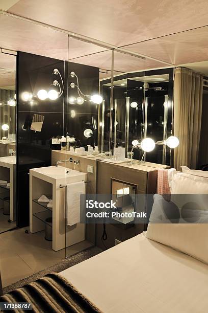 Luxuriöse Moderne Zimmer Innenxl Stockfoto und mehr Bilder von Bathroom - Bathroom, Beleuchtet, Schlafzimmer