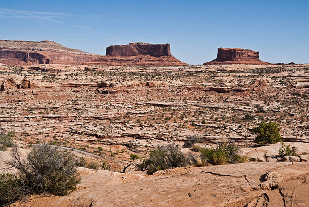 istock Monitor and Merrimac Buttes 171370863