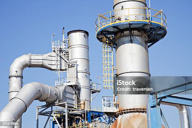 Industria Petrolchimica - Fotografie stock e altre immagini di Acciaio - Acciaio, Acciaio inossidabile, Ambientazione esterna