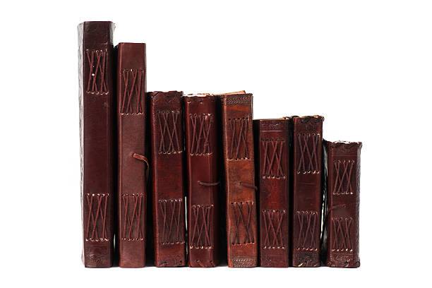 sequência de brown leatherbooks diário e notebooks de indiary - guest book note pad writing diary imagens e fotografias de stock