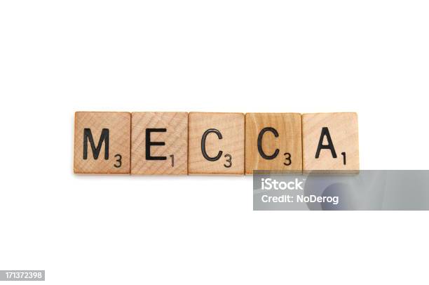 Scrabble Fliesen Schreibweise Mekka Stockfoto und mehr Bilder von Alphabet - Alphabet, Editorial, Einzelwort