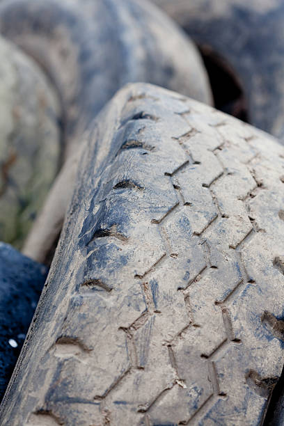 istock old tyre tread detail 171372973