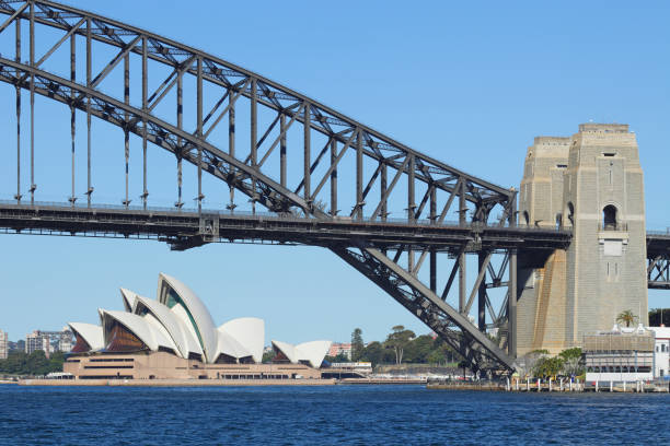 sydney opera hous'e l'harbour bridge - sydney opera house sydney australia opera house bridge foto e immagini stock